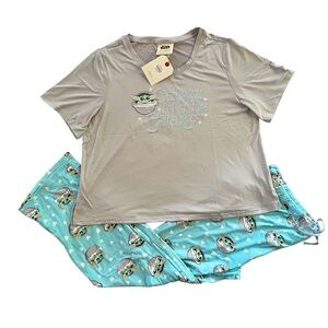 Disney Grogu Pajama Set XXL NWT